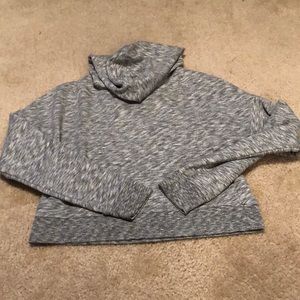 Crop hoodie